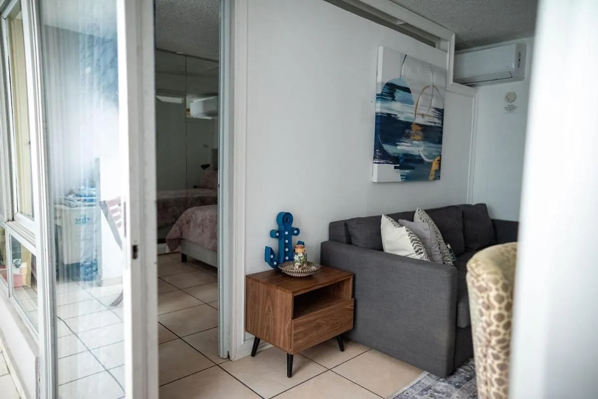 Isla Verde Beachfront With Pool- Near Foxwoods Сан-Хуан Апартаменты