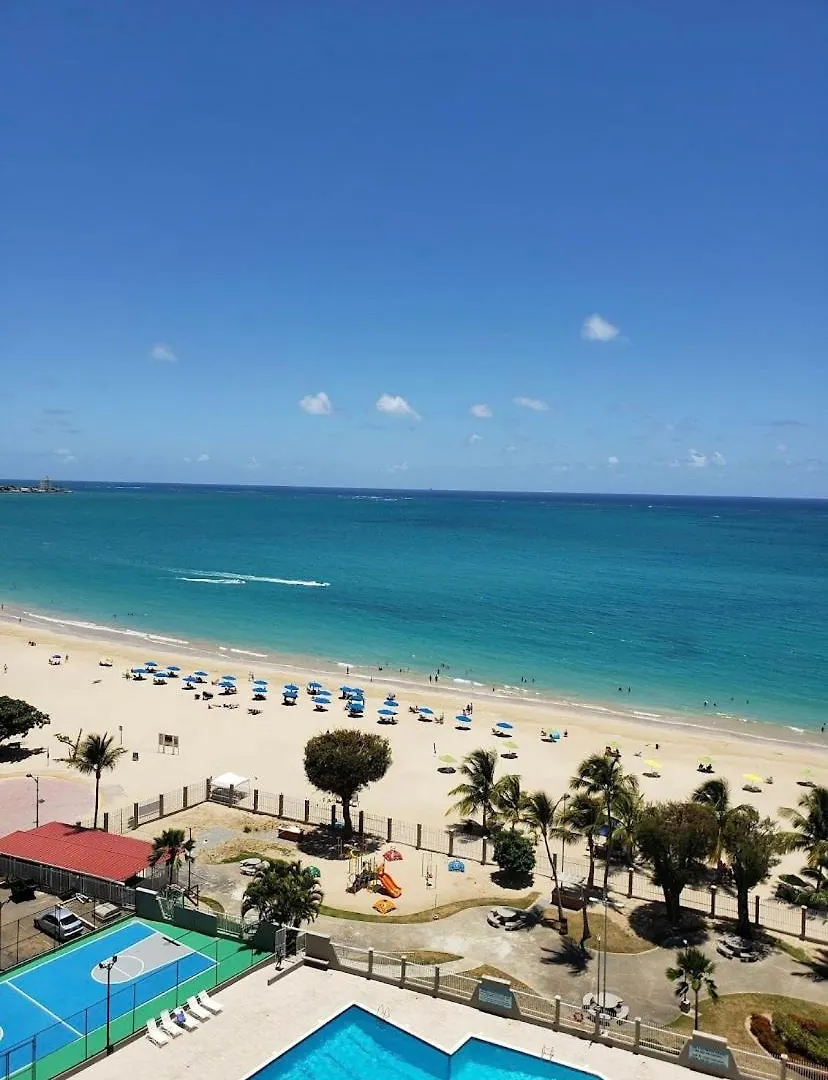 Isla Verde Beachfront With Pool- Near Foxwoods location