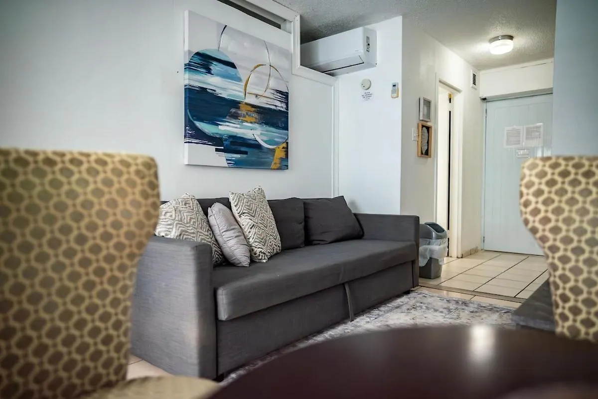 Isla Verde Beachfront With Pool- Near Foxwoods Сан-Хуан Апартаменты